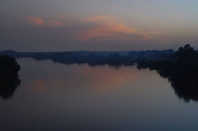 Crépuscule sur le fleuve Milo (c) Milosylvatrop.canalblog.com